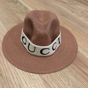 NOT AUTHENTIC Gucci hat